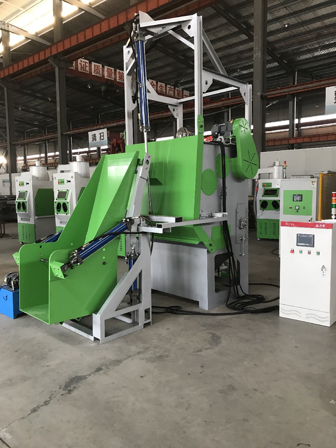TB-SF300KG-6A自動(dòng)上下料履帶式自動(dòng)噴砂機(jī)，履帶液體自動(dòng)噴砂機(jī)，自動(dòng)液體噴砂機(jī)